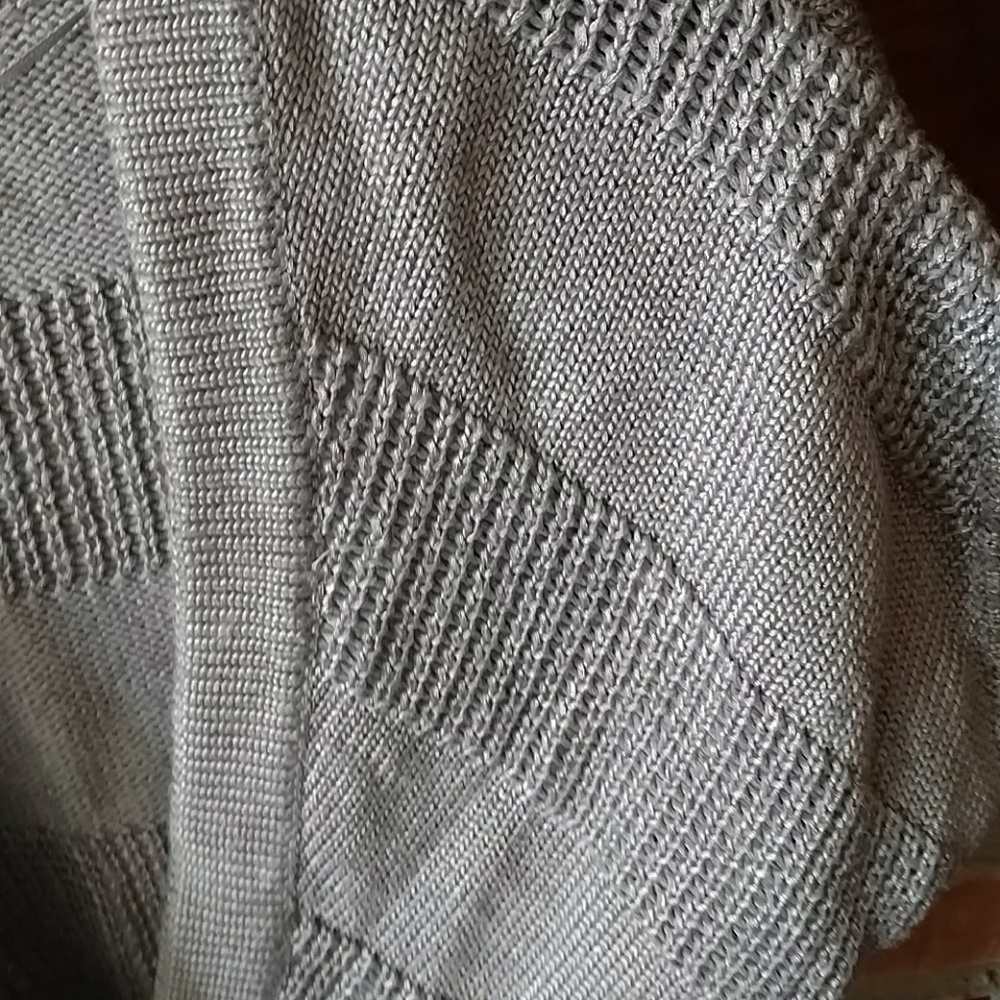 Gray short sleeve cardigan shrug - Picture 2 of 4
